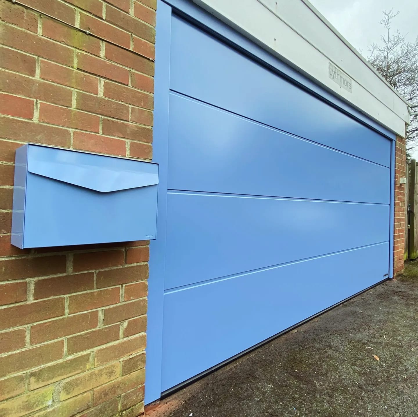 Can Garage Door Panels Be Replaced?